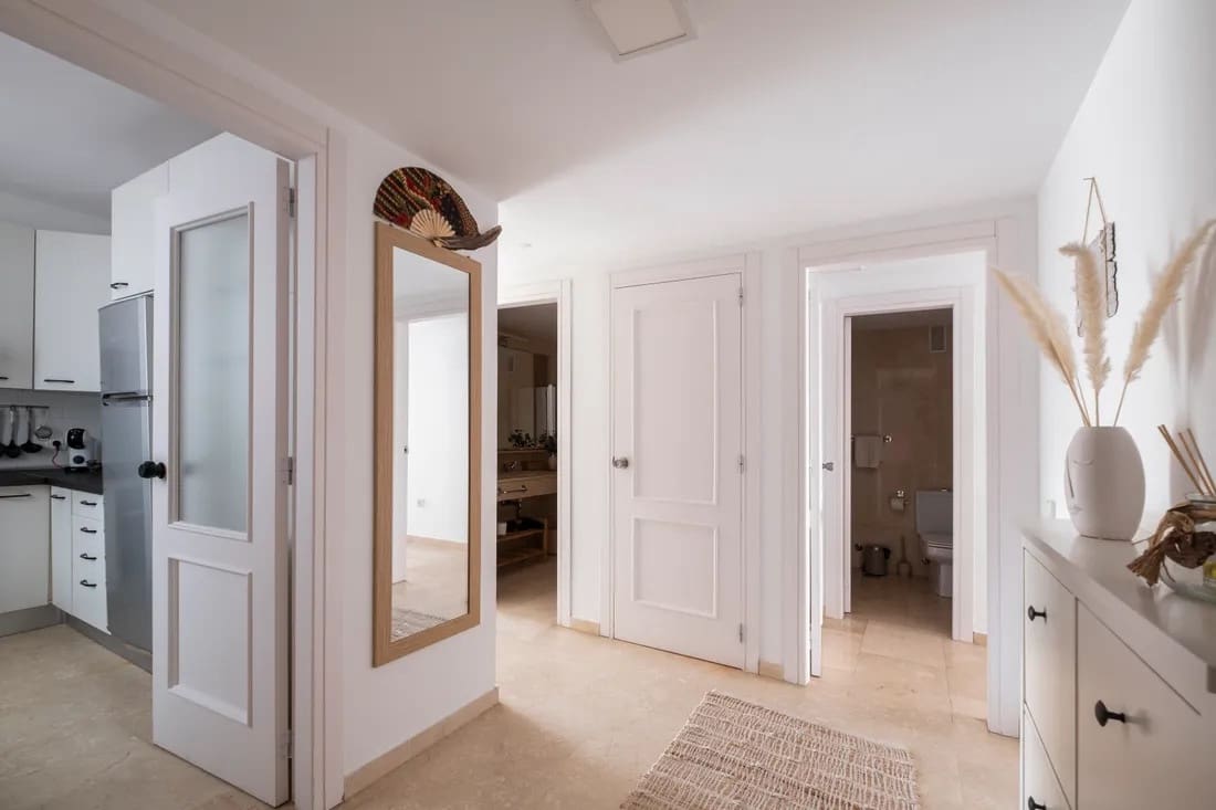 2 bedroom Apartment for sale in Sotogrande - € 379,000 (Ref: 9073020)