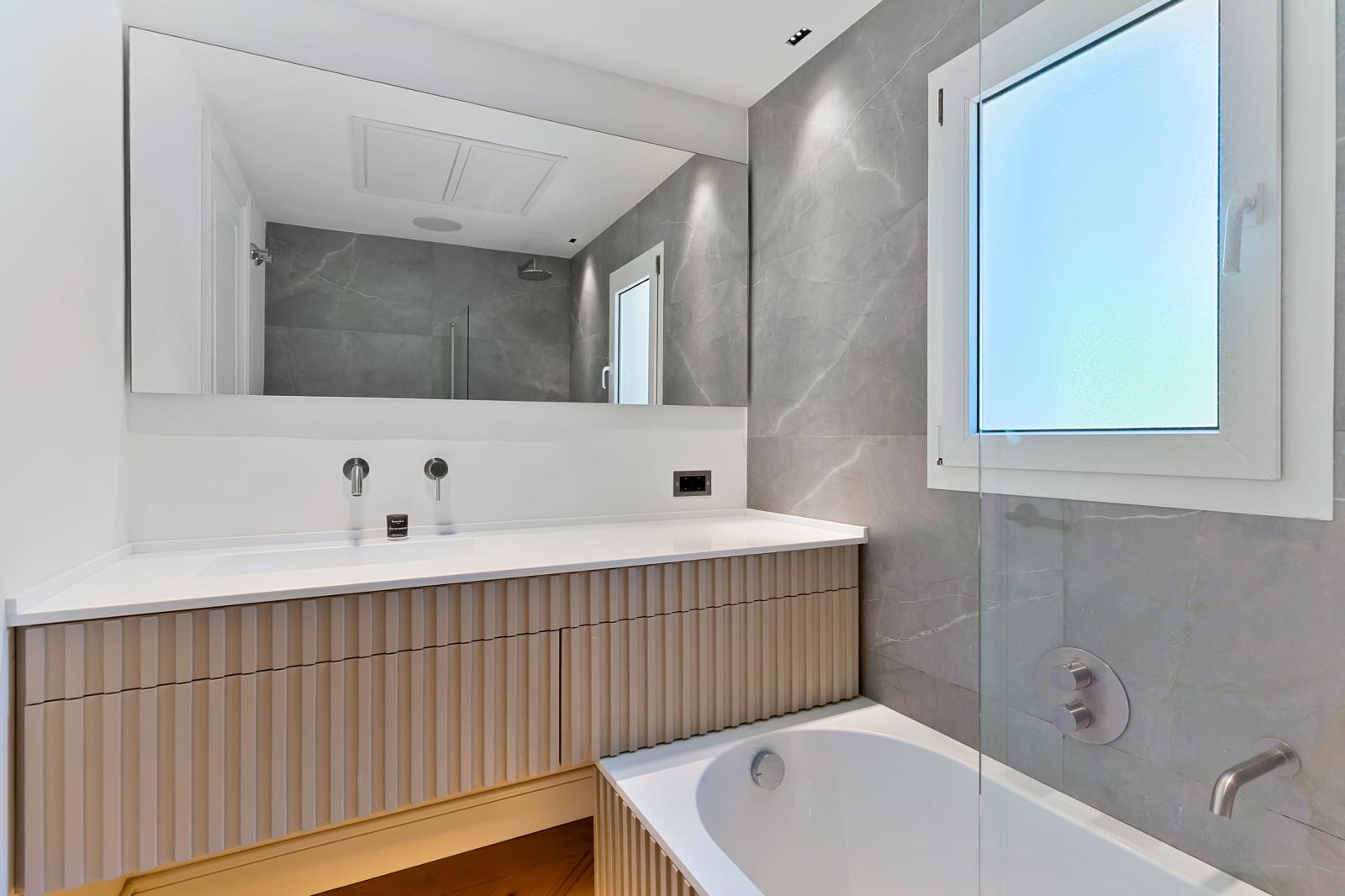 3 Zimmer Villa zu verkaufen in Rio Real mit Garage - 1.195.000 € (Ref: 9235210)