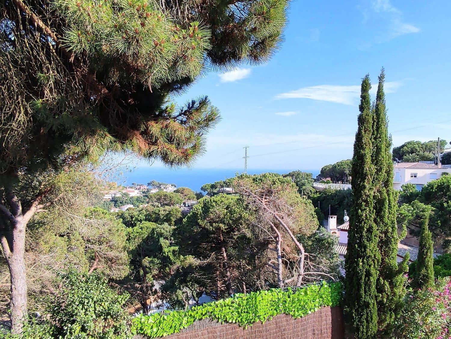 6 bedroom Villa for sale in Lloret de Mar with pool garage € 490,000 (Ref 7958868)