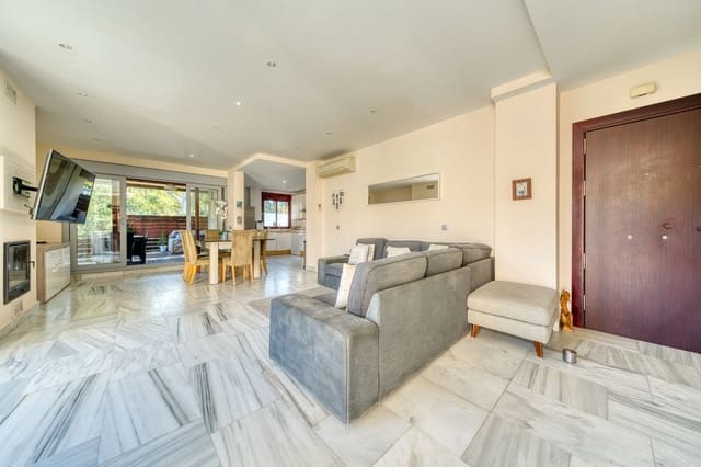 5 sypialnia Willa na sprzedaż w Los Flamingos, Benahavís z basenem garażem - 600 000 € (Ref: 10015874)