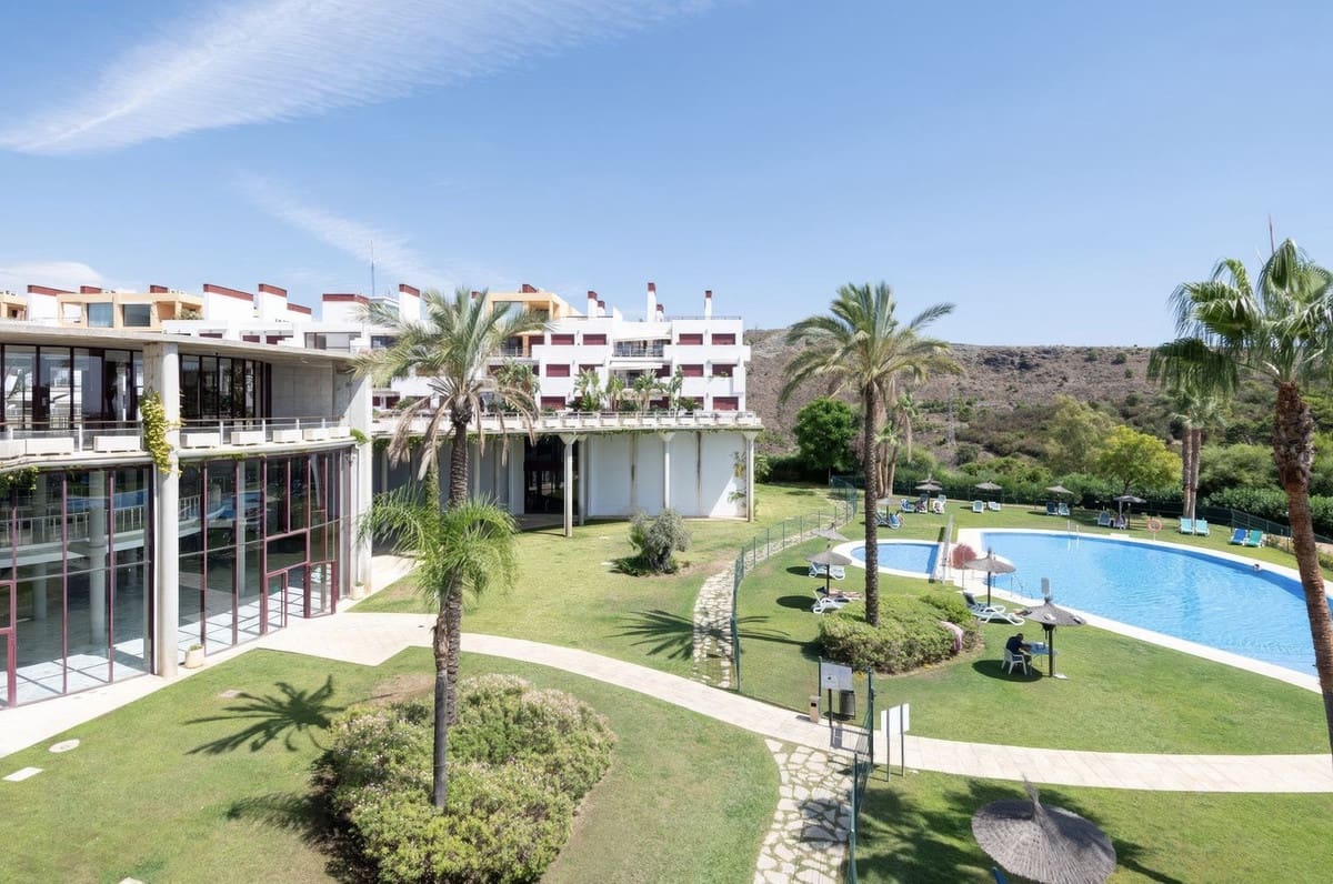 5 sovrum Villa till salu i Los Flamingos med pool garage - 600 000 € (Ref: 10015874)