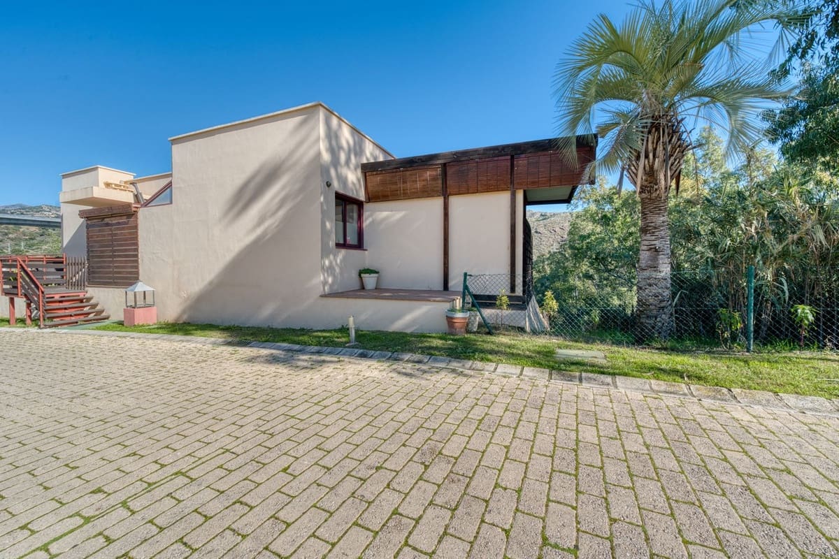 5 sovrum Villa till salu i Los Flamingos med pool garage - 600 000 € (Ref: 10015874)