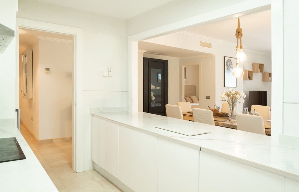 3 slaapkamer Appartement te koop in Benahavis met zwembad garage - € 630.000 (Ref: 10015877)