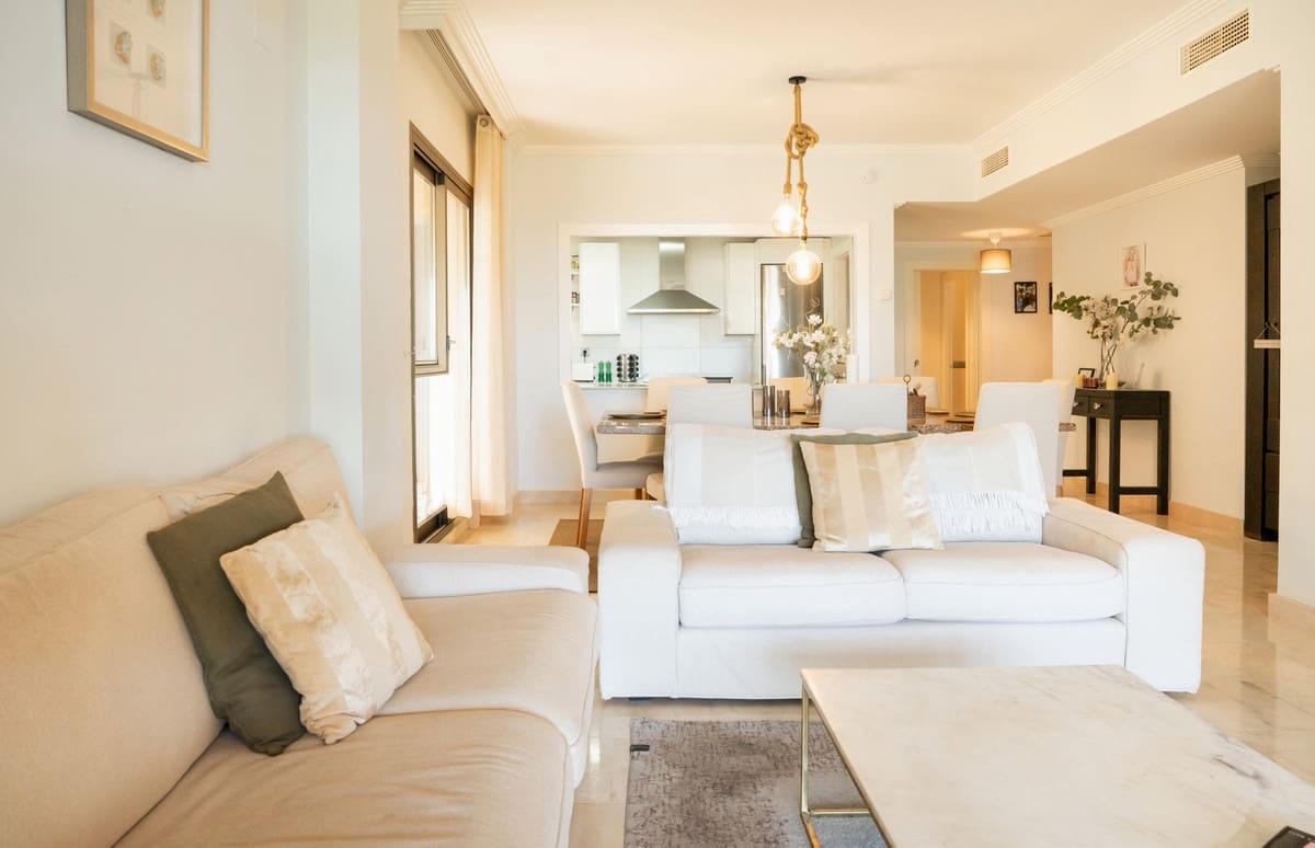 3 slaapkamer Appartement te koop in Benahavis met zwembad garage - € 630.000 (Ref: 10015877)