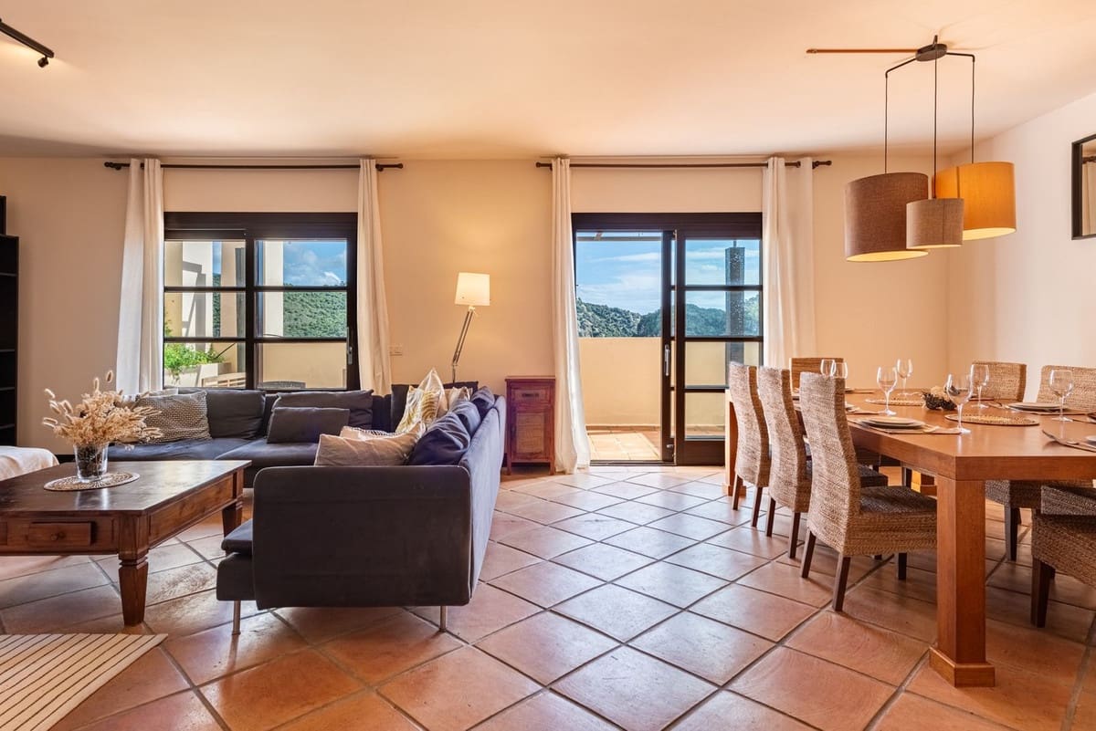 4 sypialnia Dom na sprzedaż w Benahavis z garażem - 598 000 € (Ref: 10015878)