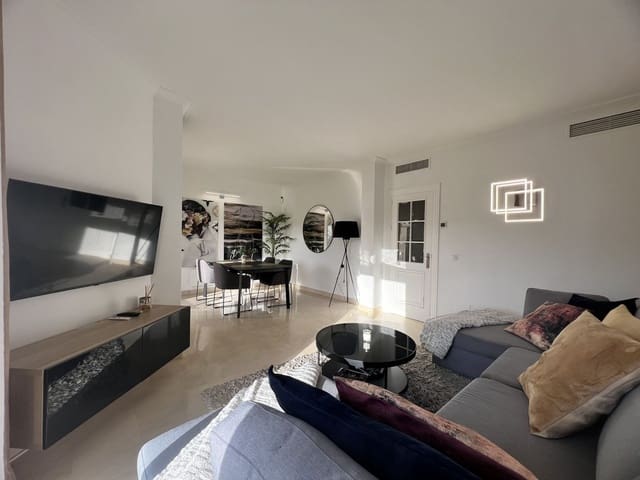 2 sypialnia Apartament na sprzedaż w La Quinta, Benahavís z basenem - 635 000 € (Ref: 10015882)
