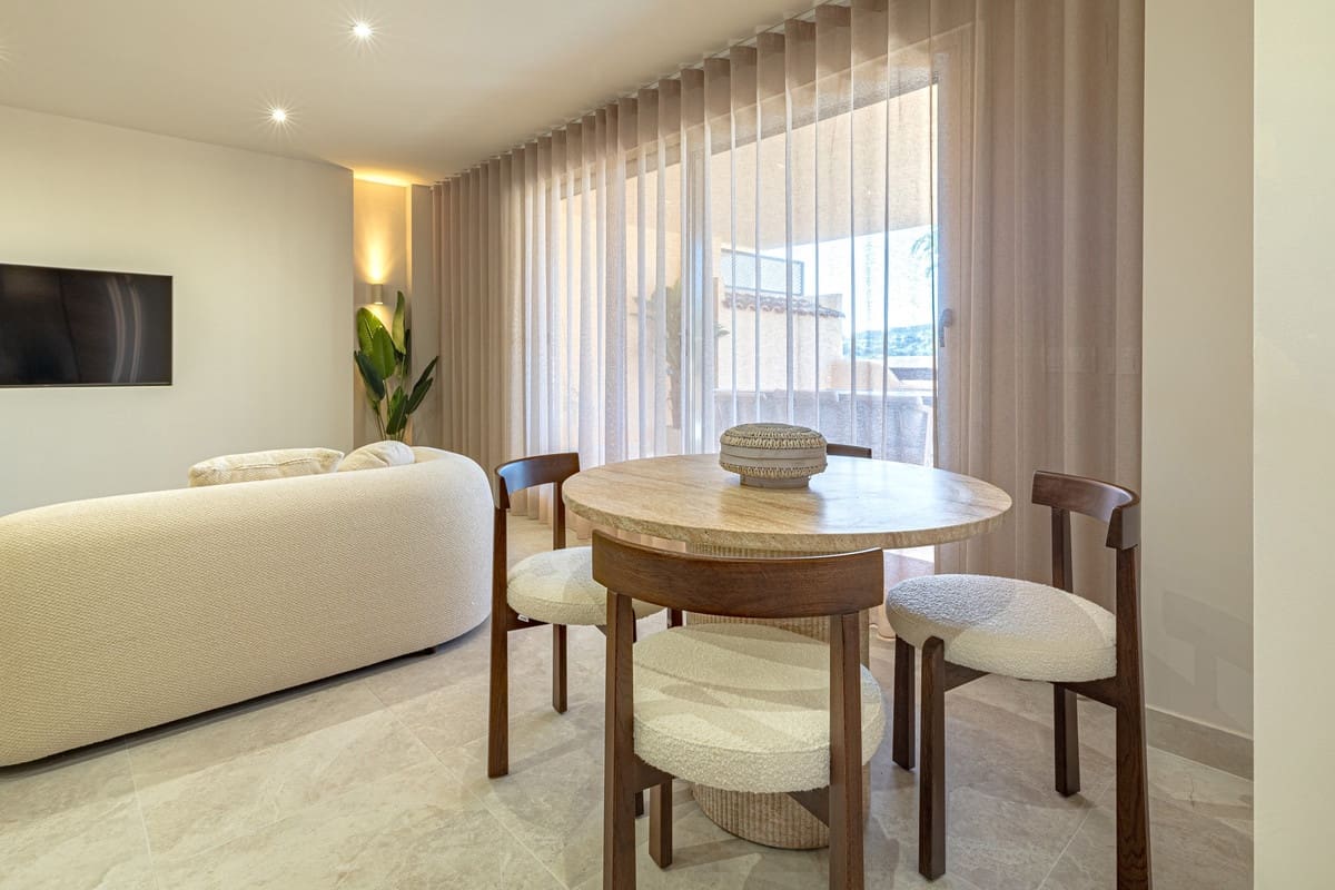 2 soverom Leilighet til salgs i Benahavis - € 595 000 (Ref: 10015884)