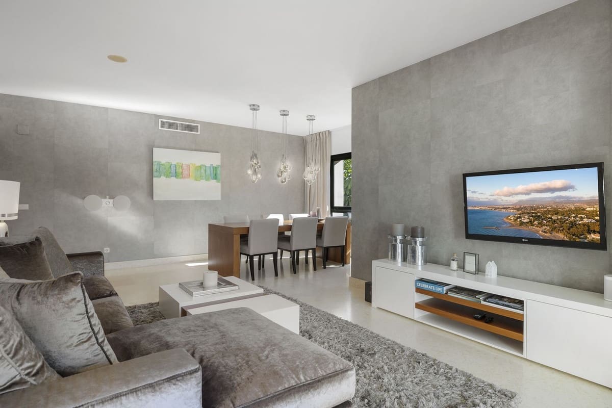 2 quarto Apartamento para venda em Benahavis com piscina garagem - 549 500 € (Ref: 10015885)