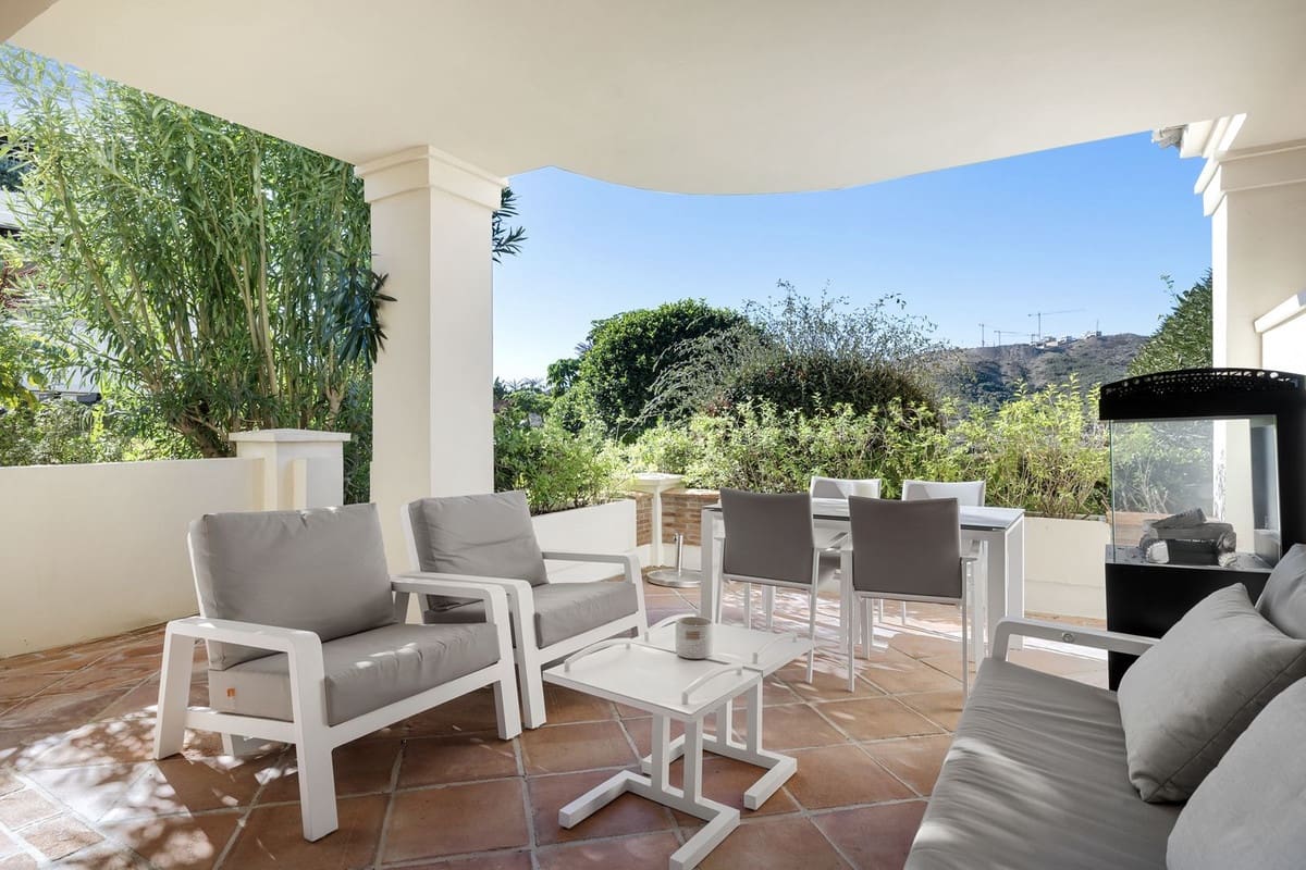 2 quarto Apartamento para venda em Benahavis com piscina garagem - 549 500 € (Ref: 10015885)