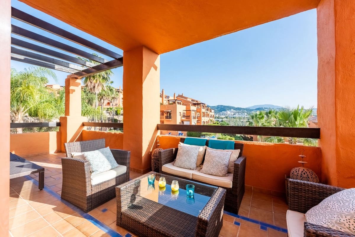 3 bedroom Apartment for sale in Benahavis with pool garage - € 549,000 (Ref: 10015886)