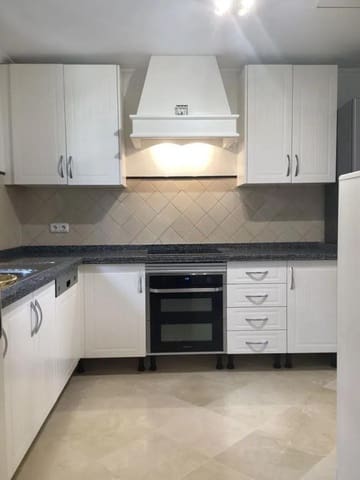 2 sovrum Hus till salu i Benahavís med pool garage - 545 000 € (Ref: 10015887)