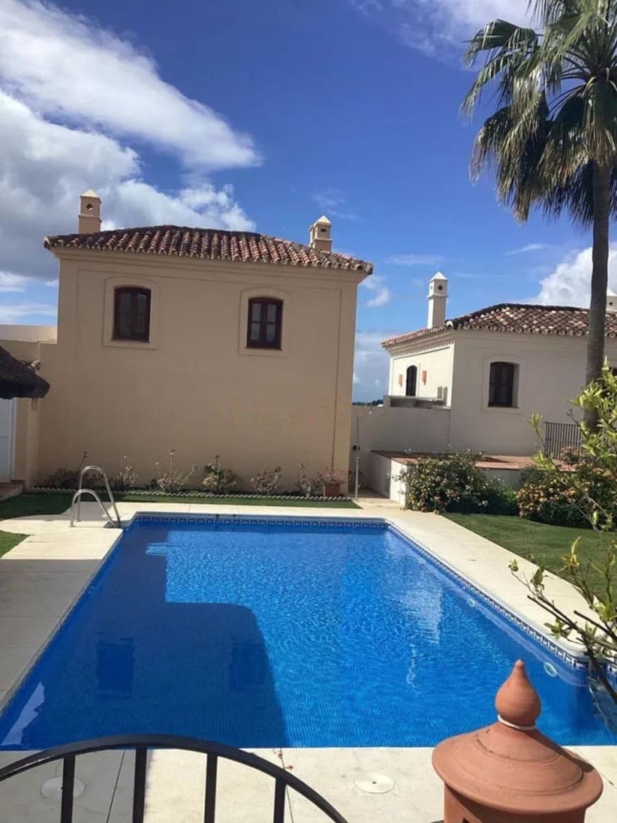 2 slaapkamer Huis te koop in Benahavis met zwembad garage - € 545.000 (Ref: 10015887)