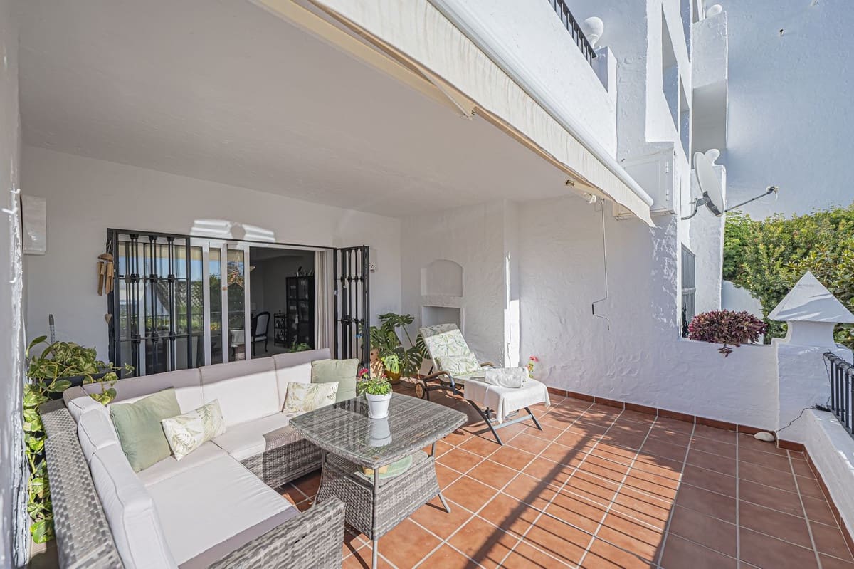 2 soverom Leilighet til salgs i Benahavis med svømmebasseng - € 535 000 (Ref: 10015888)