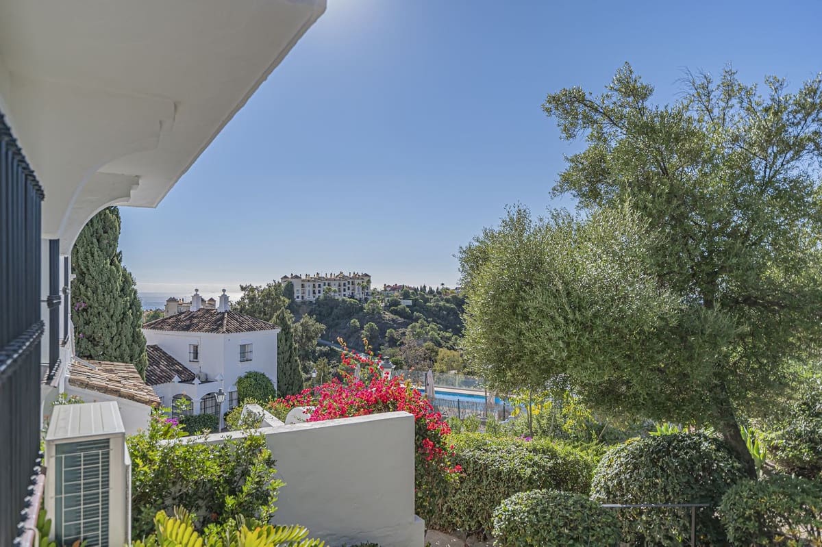 2 soverom Leilighet til salgs i Benahavis med svømmebasseng - € 535 000 (Ref: 10015888)