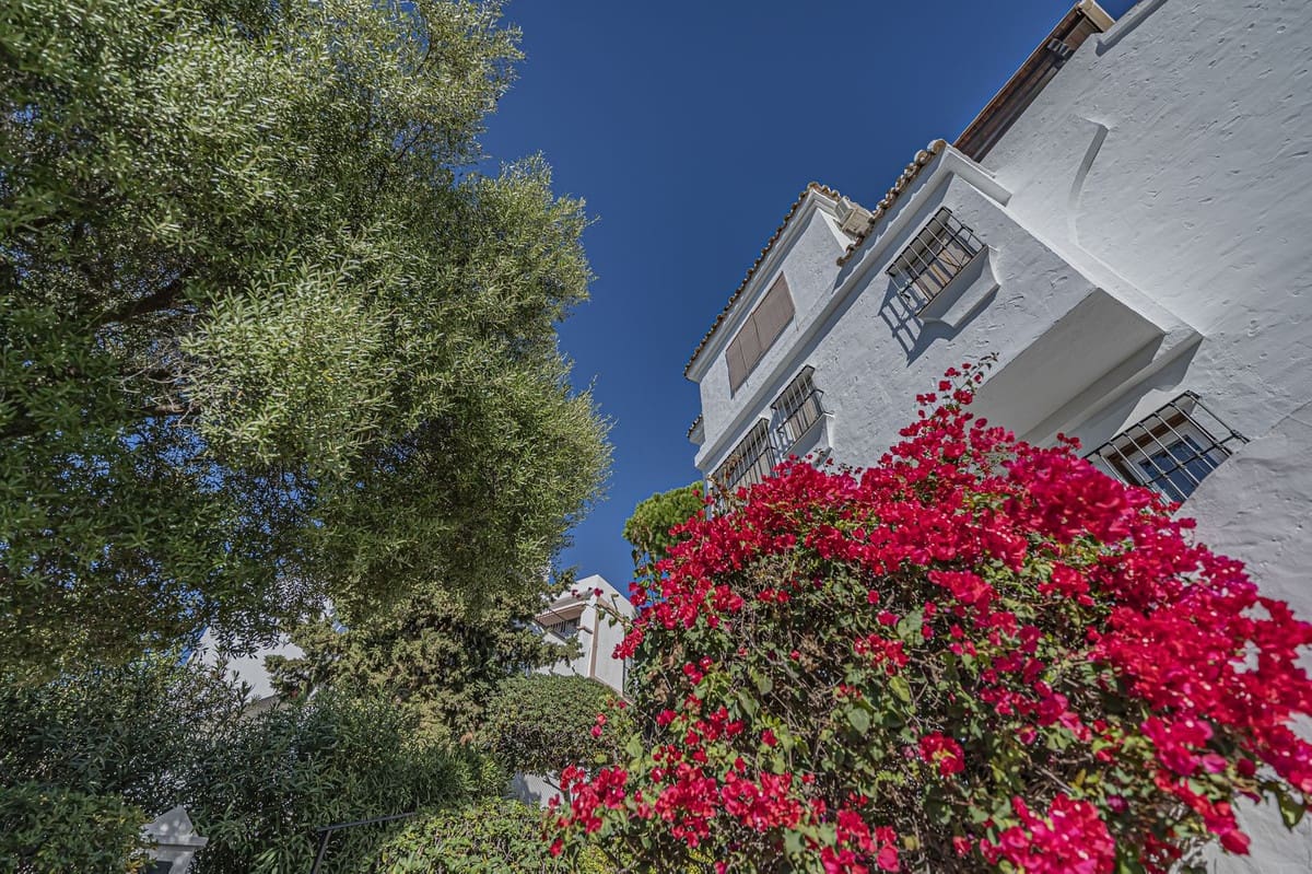 2 soverom Leilighet til salgs i Benahavis med svømmebasseng - € 535 000 (Ref: 10015888)