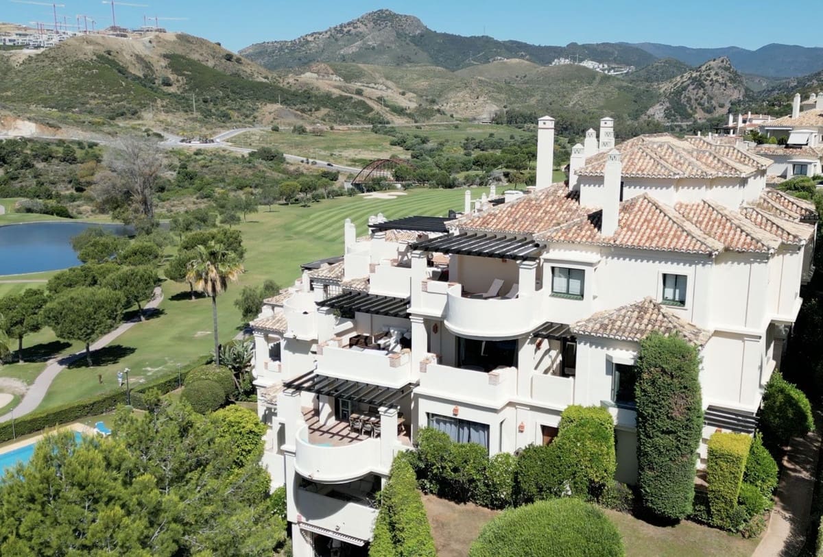 2 chambre Appartement à vendre à Benahavis avec piscine garage - 535 000 € (Ref: 10015889)