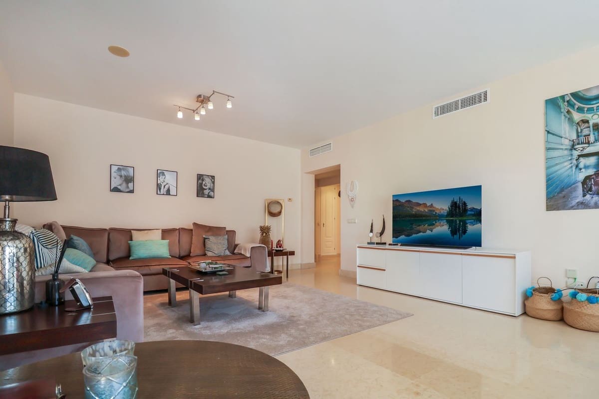 2 chambre Appartement à vendre à Benahavis avec piscine garage - 535 000 € (Ref: 10015889)