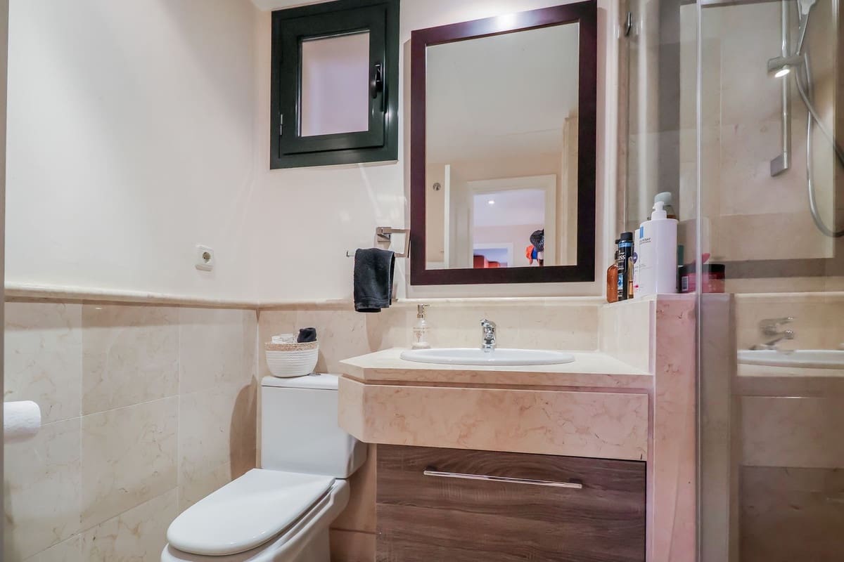 2 chambre Appartement à vendre à Benahavis avec piscine garage - 535 000 € (Ref: 10015889)