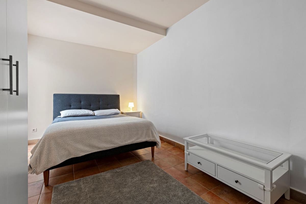 4 sypialnia Dom na sprzedaż w Benahavis z basenem garażem - 525 000 € (Ref: 10015890)