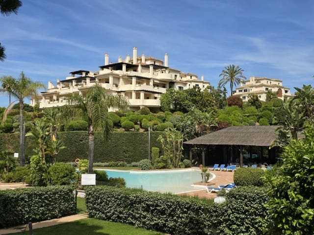 2 bedroom Apartment for sale in Benahavís with pool garage - € 850,000 (Ref: 10016546)