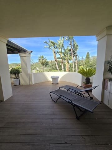 2 bedroom Apartment for sale in Benahavís with pool garage - € 850,000 (Ref: 10016546)