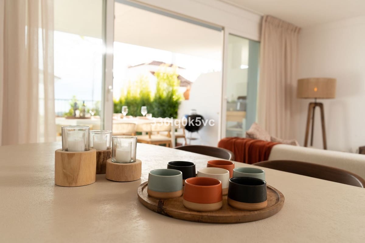 3 quarto Apartamento para venda em Benahavis com piscina - 775 000 € (Ref: 10016550)