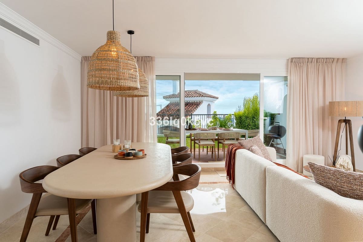 3 quarto Apartamento para venda em Benahavis com piscina - 775 000 € (Ref: 10016550)