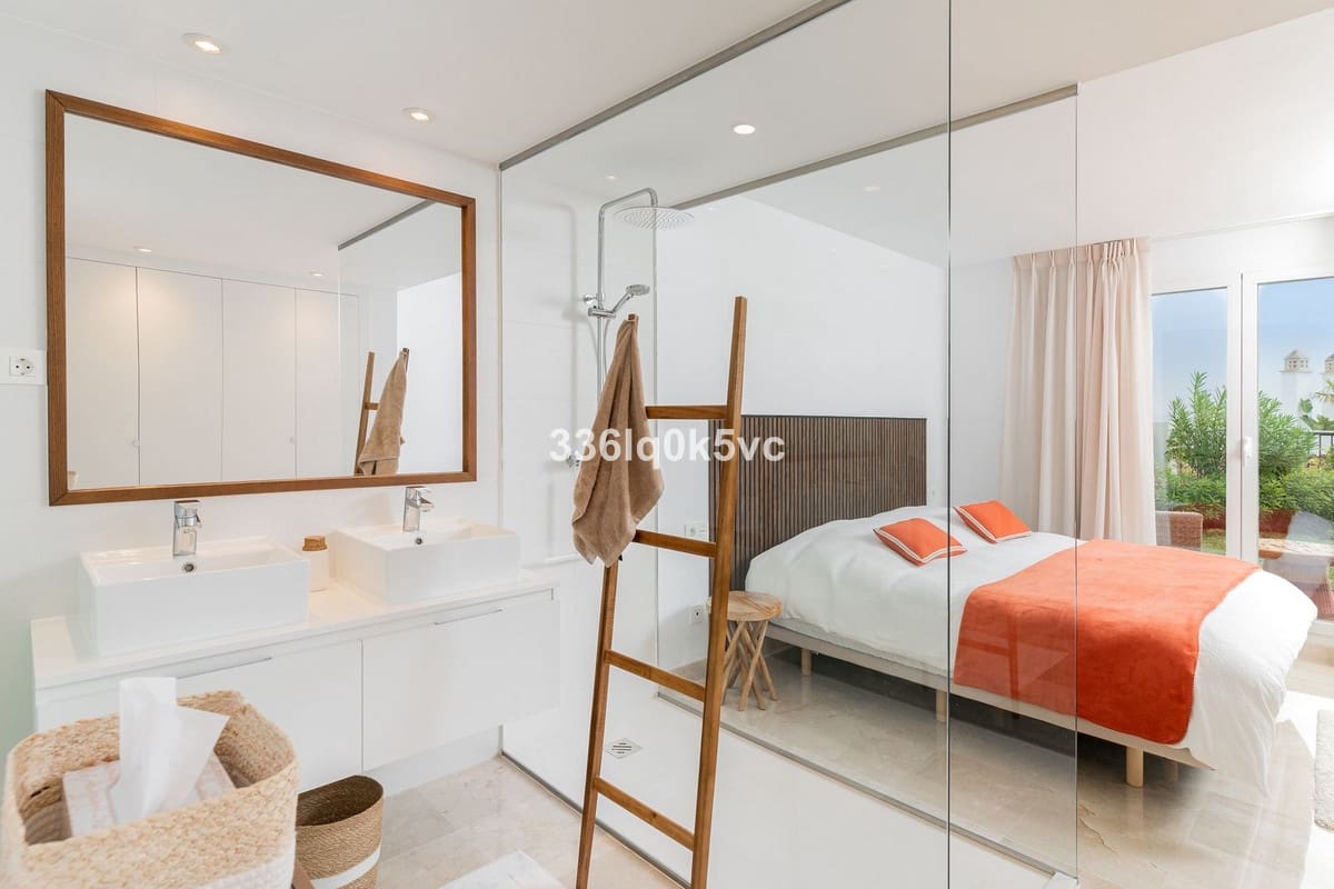 3 quarto Apartamento para venda em Benahavis com piscina - 775 000 € (Ref: 10016550)