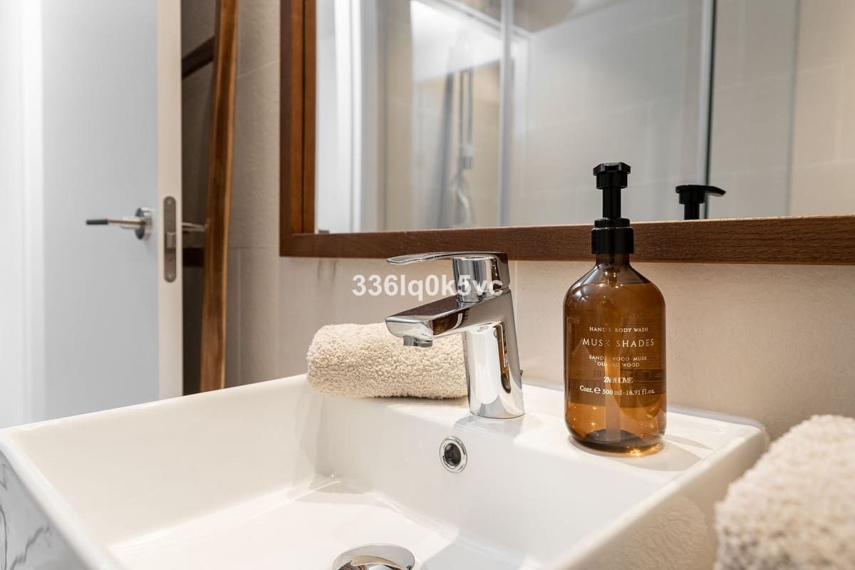 3 quarto Apartamento para venda em Benahavis com piscina - 775 000 € (Ref: 10016550)
