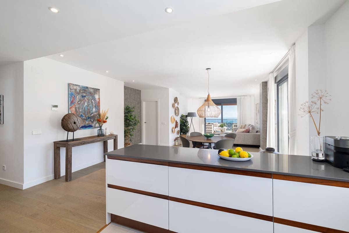 2 sypialnia Apartament na sprzedaż w Benahavis z basenem garażem - 750 000 € (Ref: 10016551)