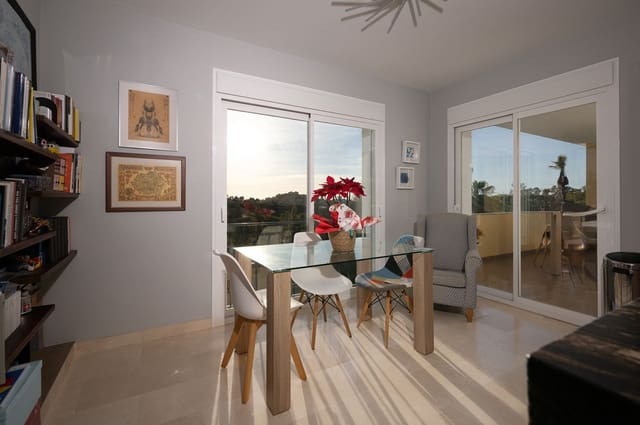 3 bedroom Apartment for sale in Benahavís with pool - € 659,000 (Ref: 10016556)