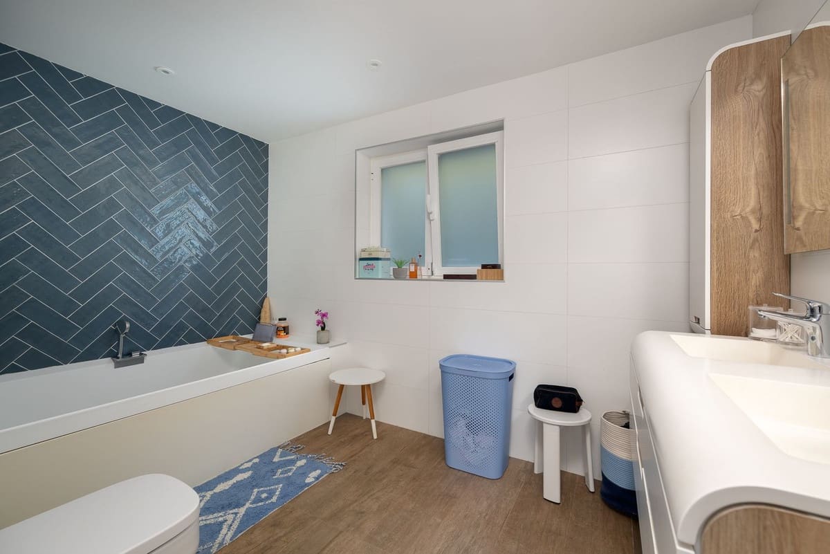 3 soverom Leilighet til salgs i Benahavis med svømmebasseng - € 659 000 (Ref: 10016556)