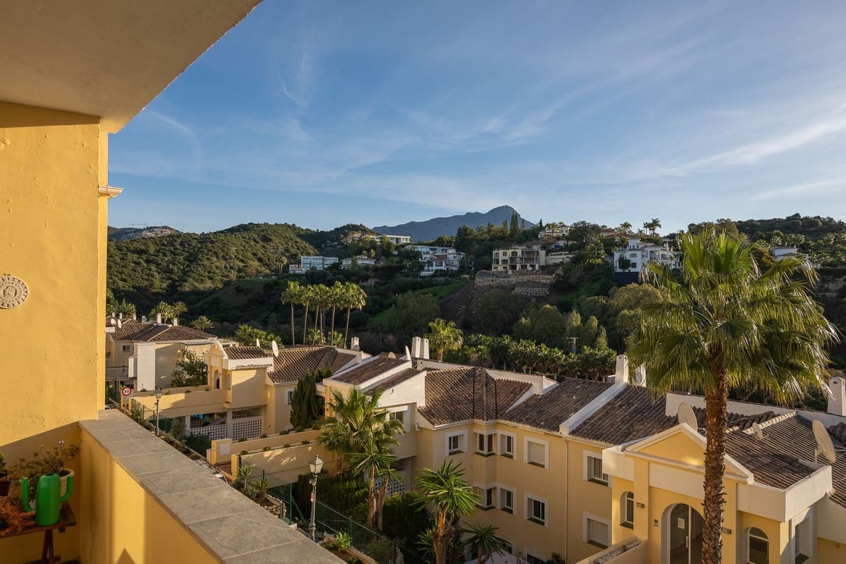 3 soverom Leilighet til salgs i Benahavis med svømmebasseng - € 659 000 (Ref: 10016556)