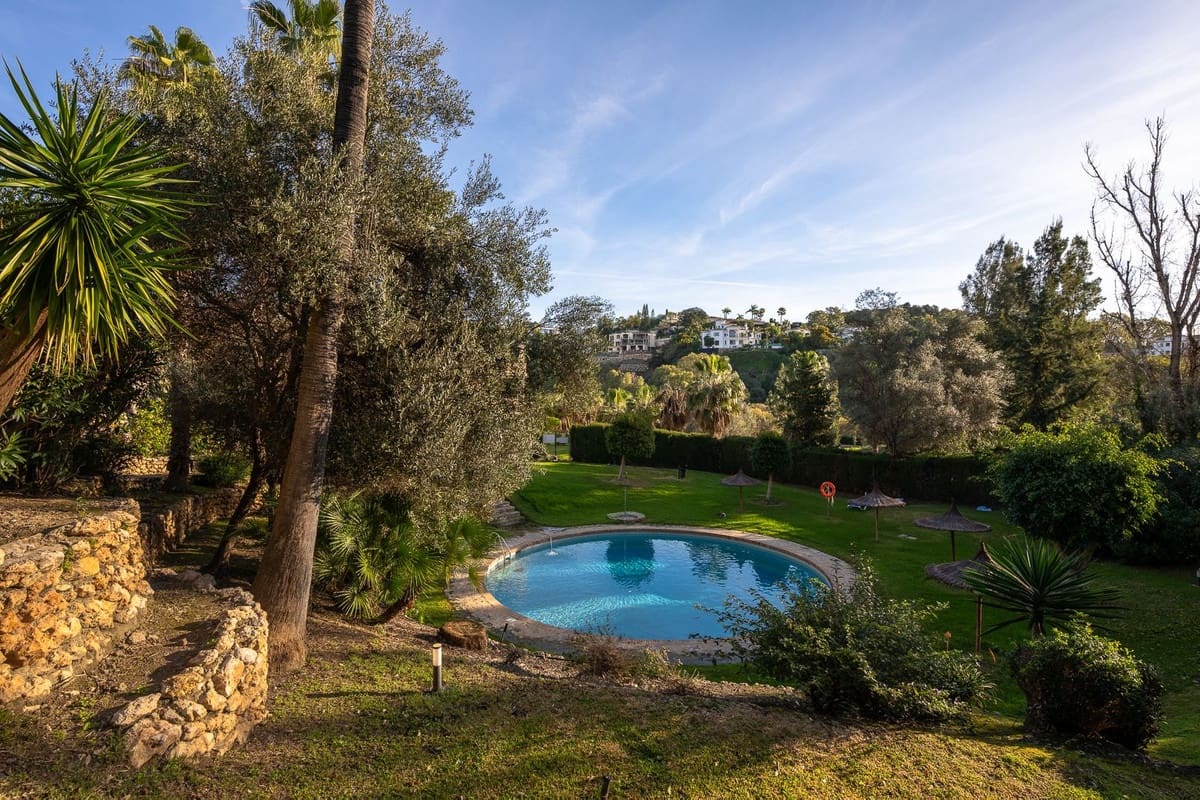 3 soverom Leilighet til salgs i Benahavis med svømmebasseng - € 659 000 (Ref: 10016556)