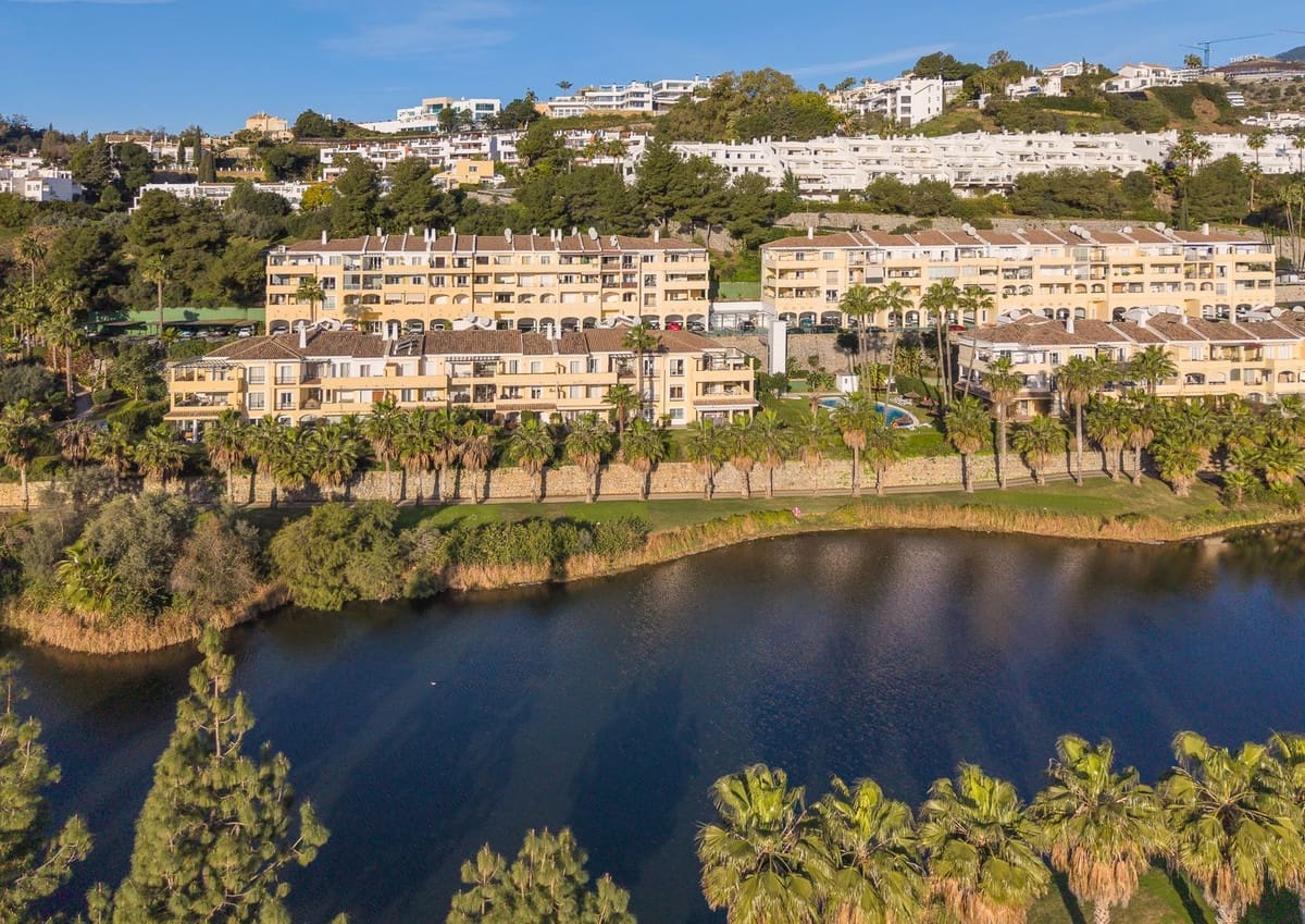 3 soverom Leilighet til salgs i Benahavis med svømmebasseng - € 659 000 (Ref: 10016556)