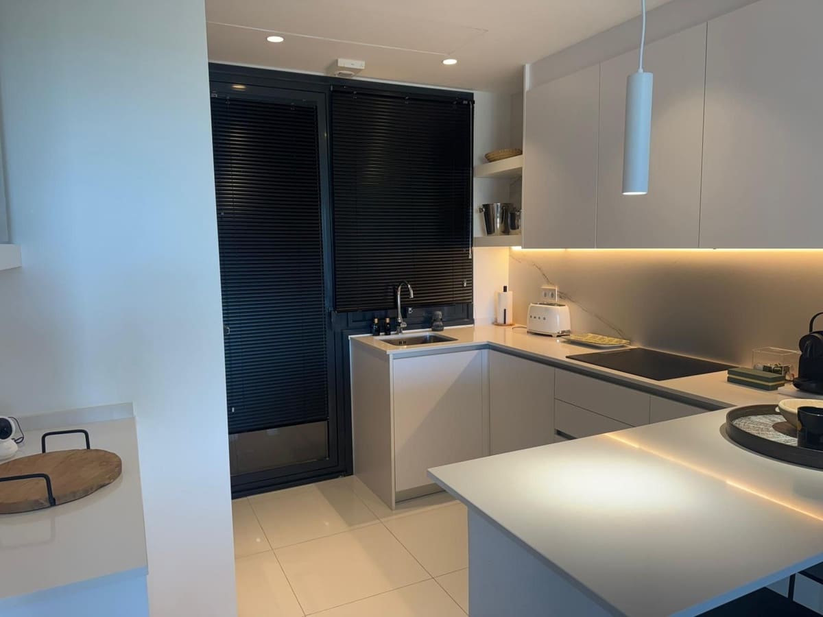 2 slaapkamer Appartement te koop in Benahavis met zwembad garage - € 650.000 (Ref: 10016557)