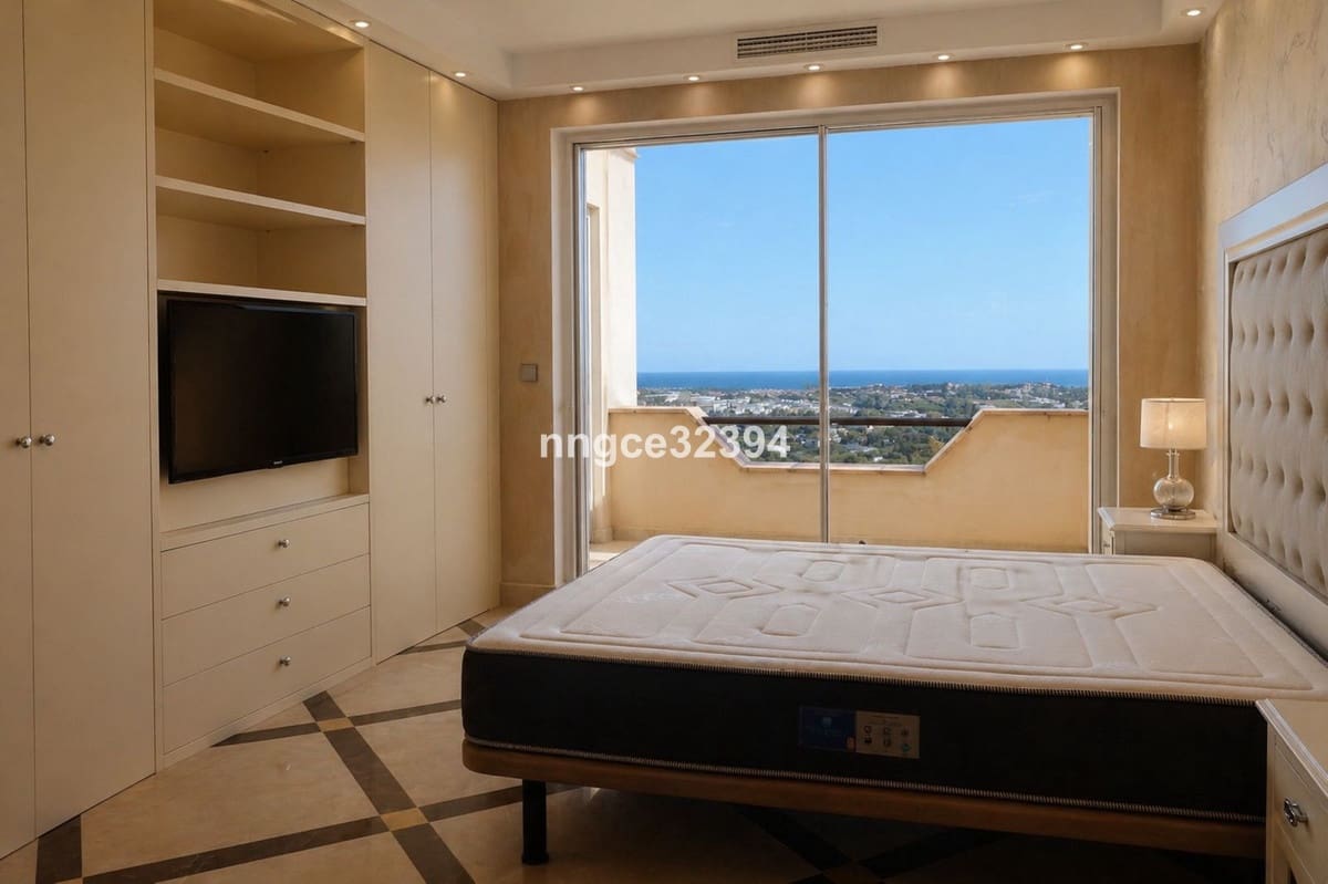 3 sypialnia Apartament na sprzedaż w Benahavis z garażem - 950 000 € (Ref: 10016561)