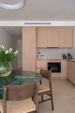 3 bedroom Apartment for sale in La Quinta, Benahavís with pool garage - € 645,000 (Ref: 10016563)