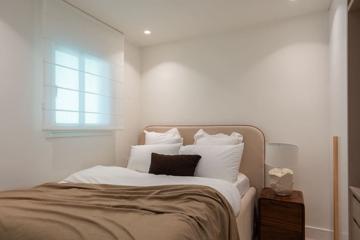 3 bedroom Apartment for sale in La Quinta with pool garage - € 645,000 (Ref: 10016563)