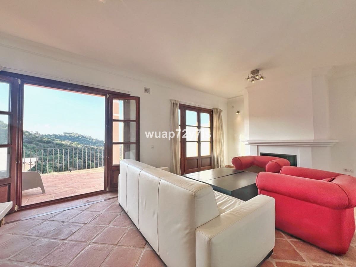 3 quarto Casa em Banda para venda em Benahavis com piscina garagem - 645 000 € (Ref: 10016564)