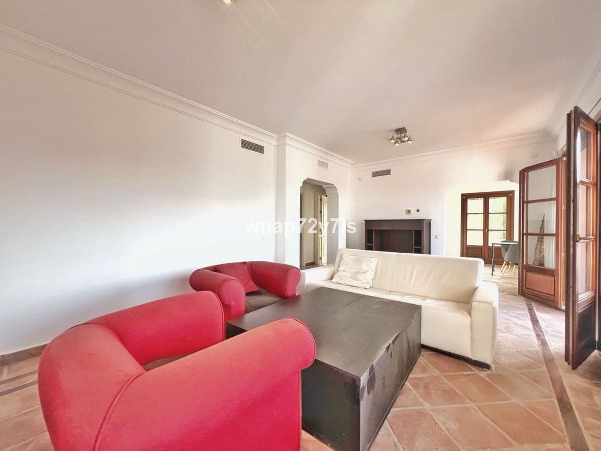 3 quarto Casa em Banda para venda em Benahavis com piscina garagem - 645 000 € (Ref: 10016564)