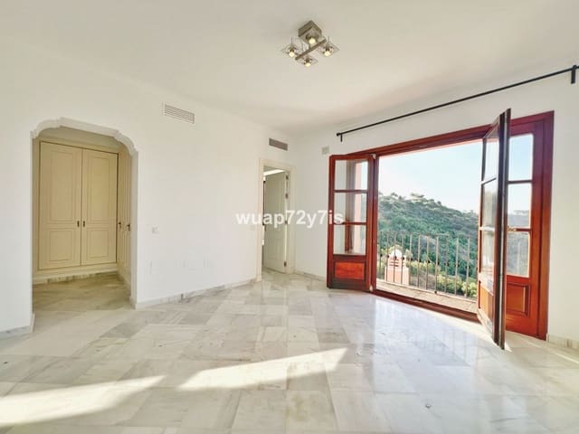 3 bedroom Townhouse for sale in Benahavís with pool garage - € 645,000 (Ref: 10016564)