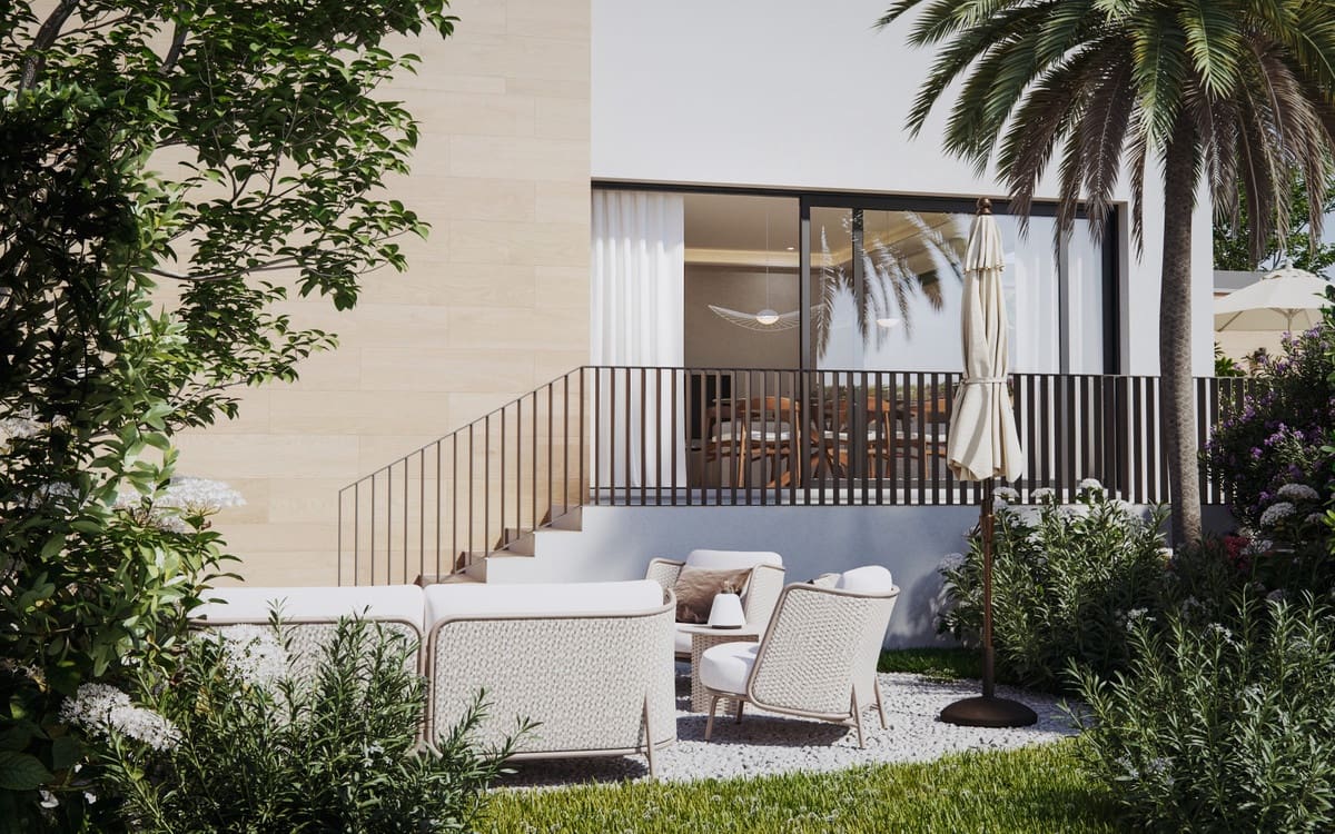 3 bedroom Townhouse for sale in Fuengirola with pool garage - € 1,435,000 (Ref: 10016674)