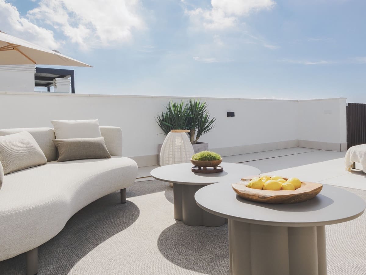2 slaapkamer Appartement te koop in Fuengirola met garage - € 599.000 (Ref: 10016675)
