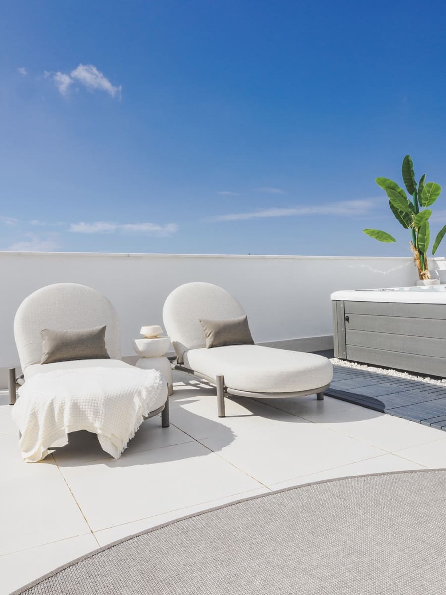 2 slaapkamer Appartement te koop in Fuengirola met garage - € 599.000 (Ref: 10016675)