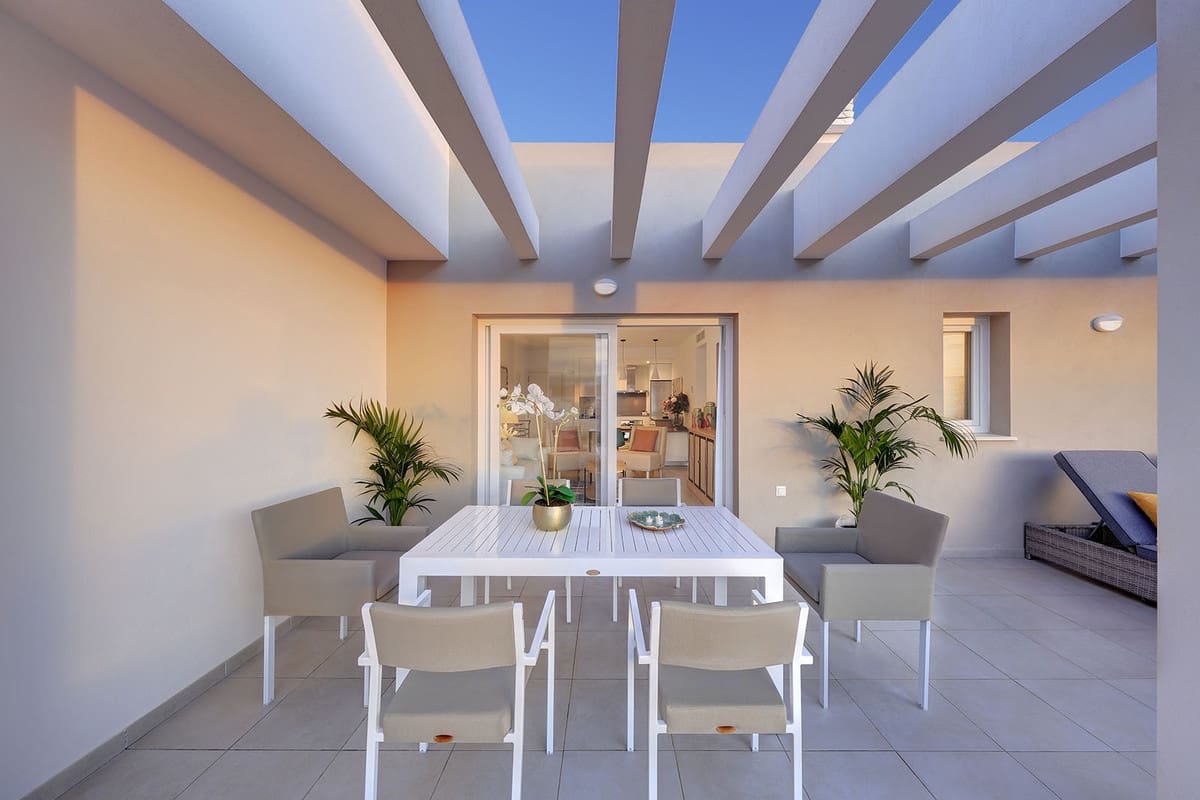 2 sovrum Lägenhet till salu i Marbella med pool garage - 405 000 € (Ref: 10017036)