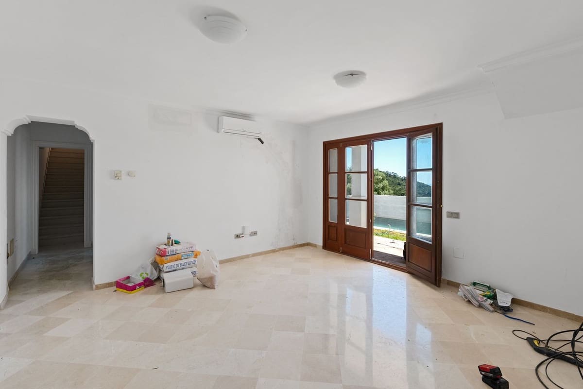 4 sypialnia Dom na sprzedaż w Benahavis z basenem garażem - 980 000 € (Ref: 10023138)