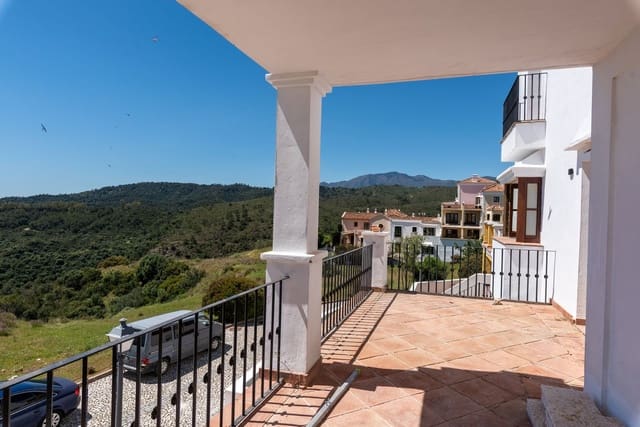 4 chambre Maison de Ville à vendre à Benahavís avec piscine garage - 980 000 € (Ref: 10023138)
