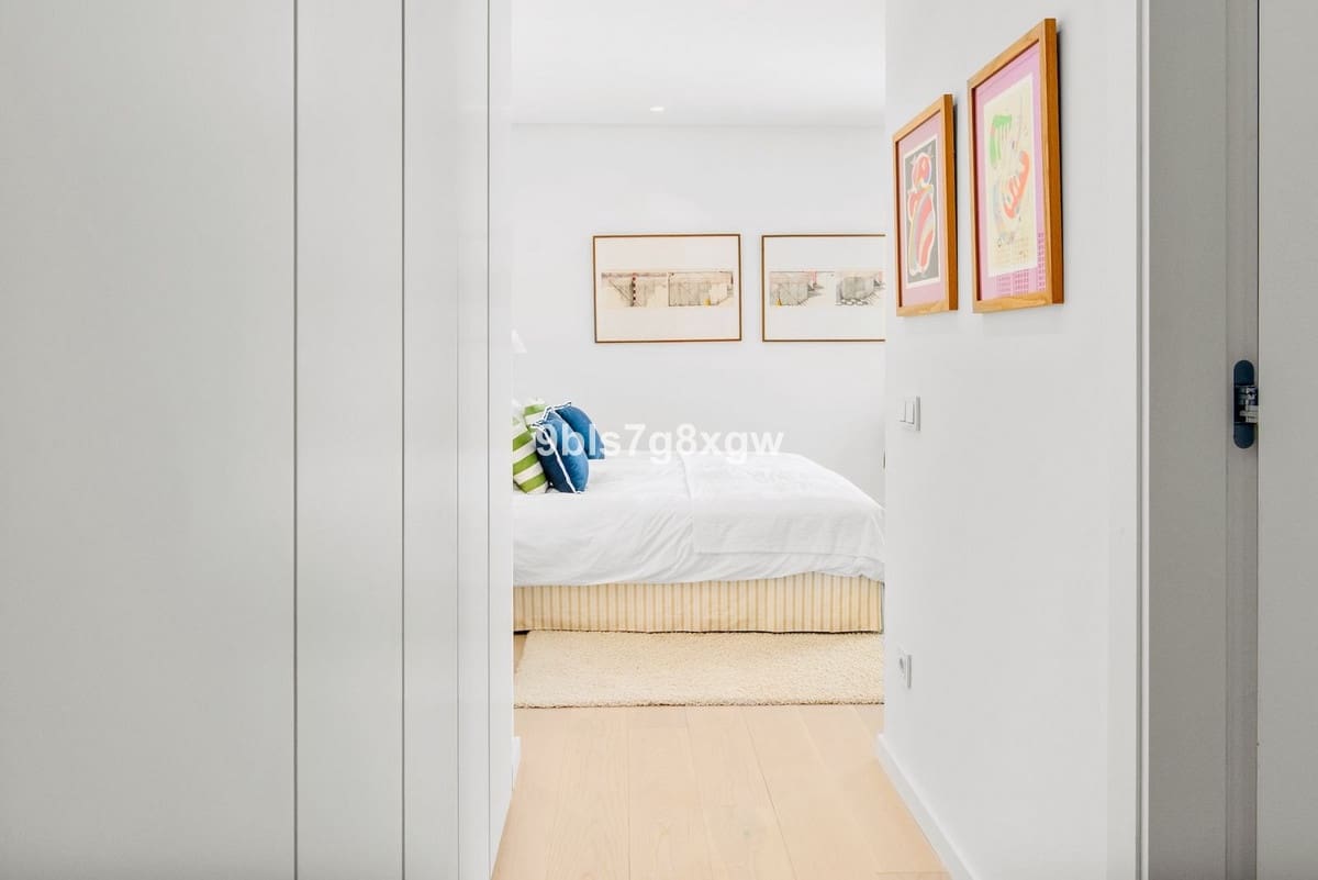 3 bedroom Apartment for sale in Benahavis with pool garage - € 950,000 (Ref: 10023139)