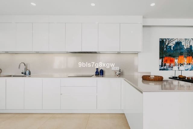 3 bedroom Apartment for sale in Benahavís with pool garage - € 950,000 (Ref: 10023139)